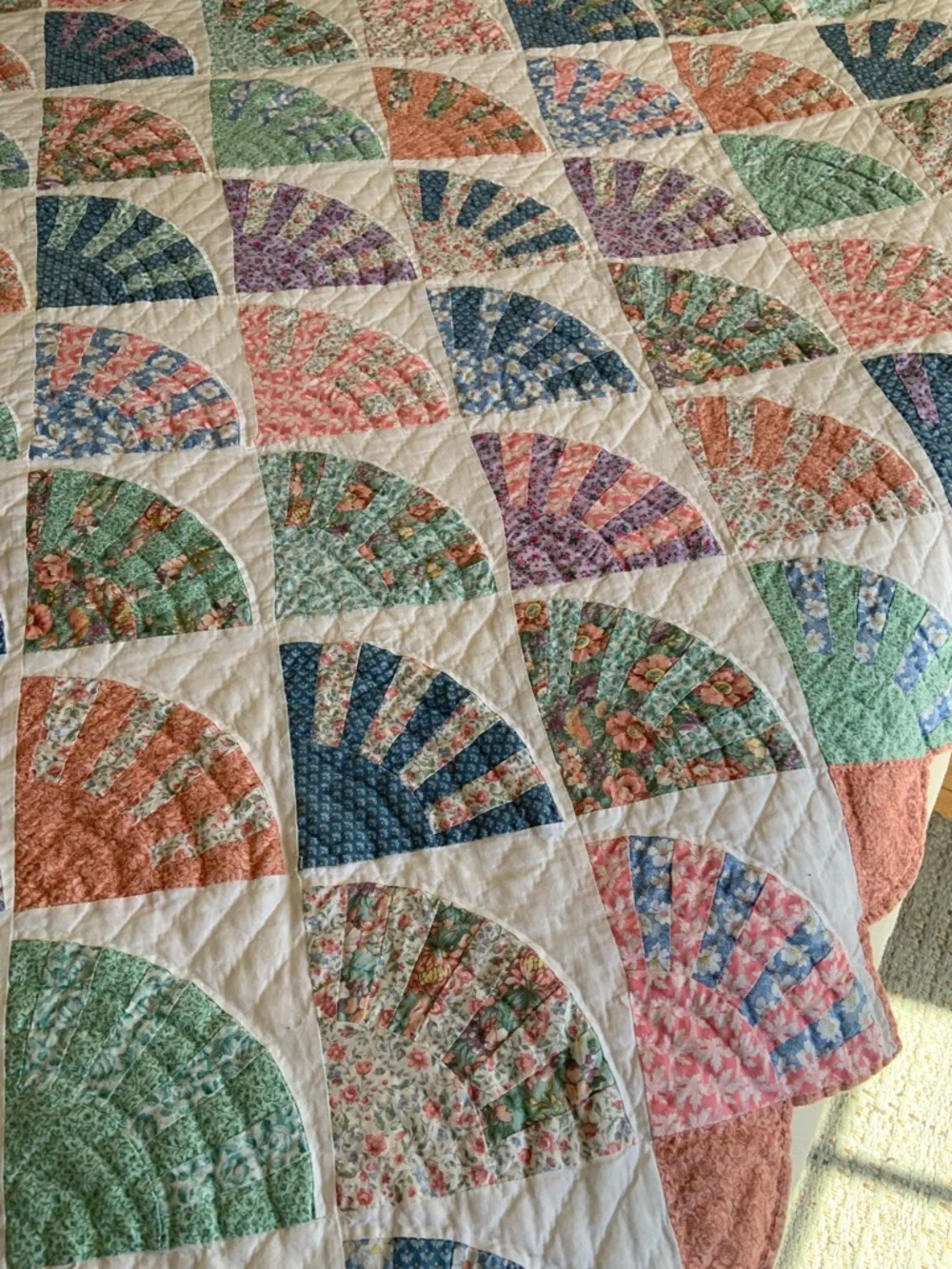 Vintage Fan Patchwork Quilt - Pastel Multi